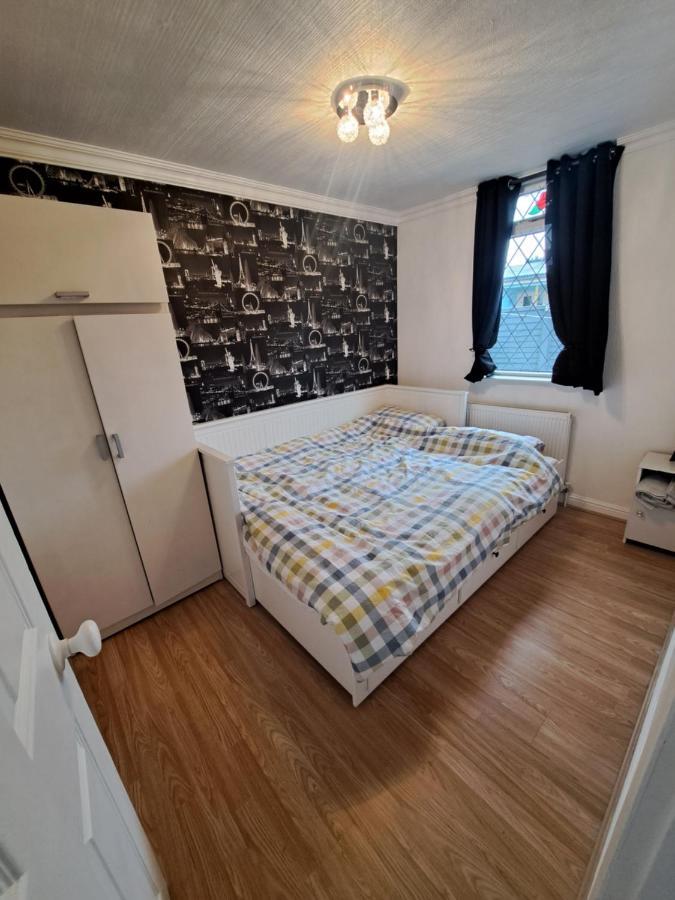 Beach & Tonic Beachside Chalet Humberston Экстерьер фото